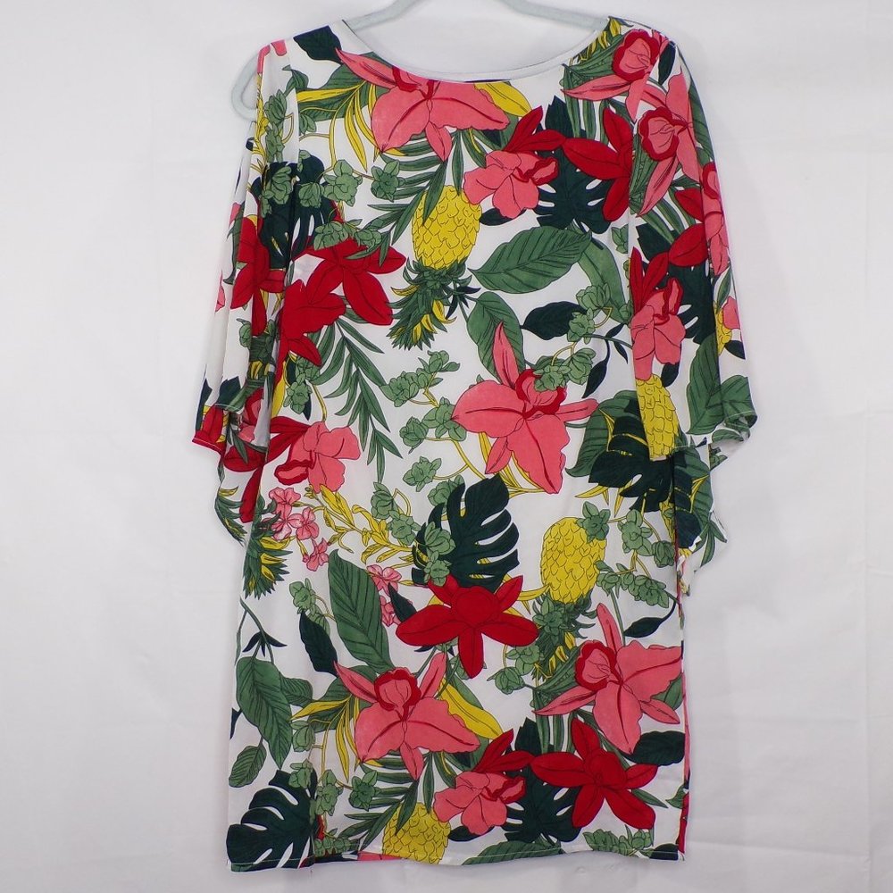 Lulu’s Lucia White Tropical Print Shift Dress